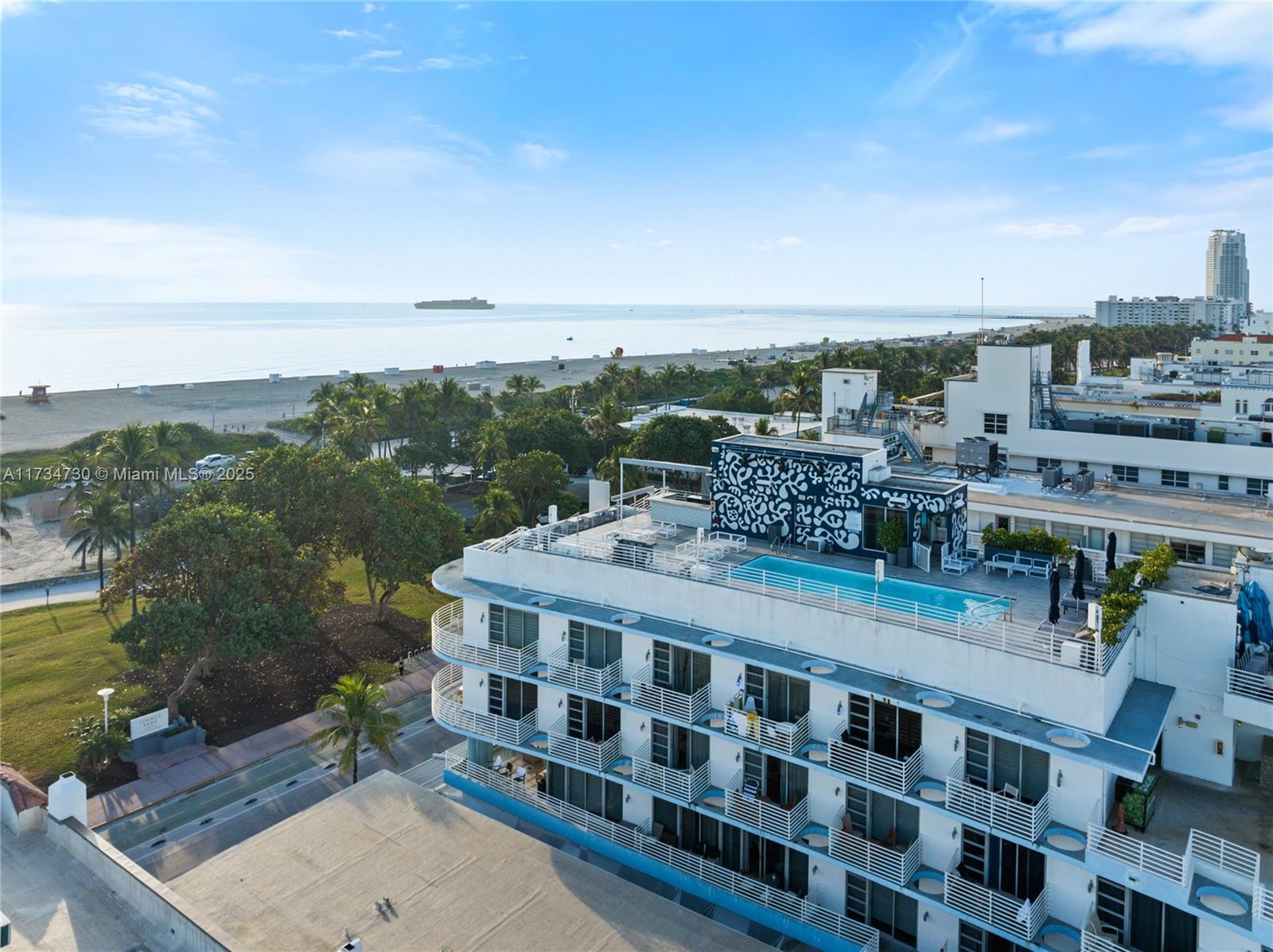 THE STRAND ON OCEAN DRIVE - Residential