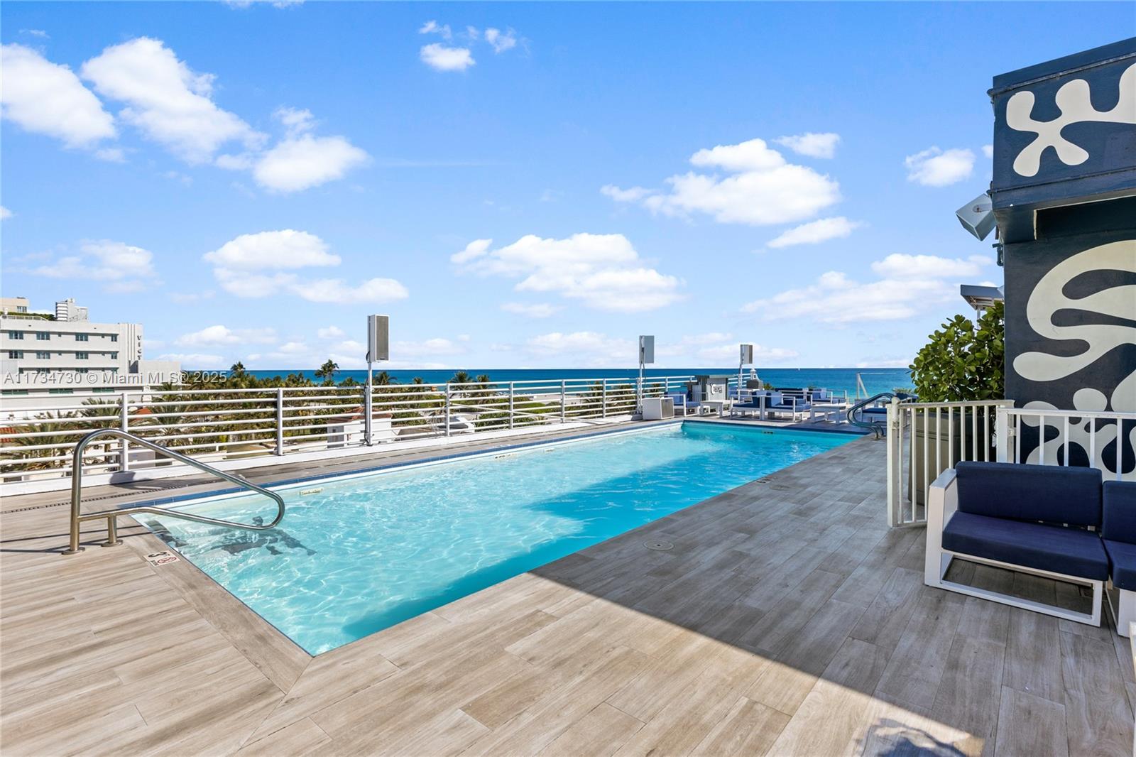 THE STRAND ON OCEAN DRIVE - Residential