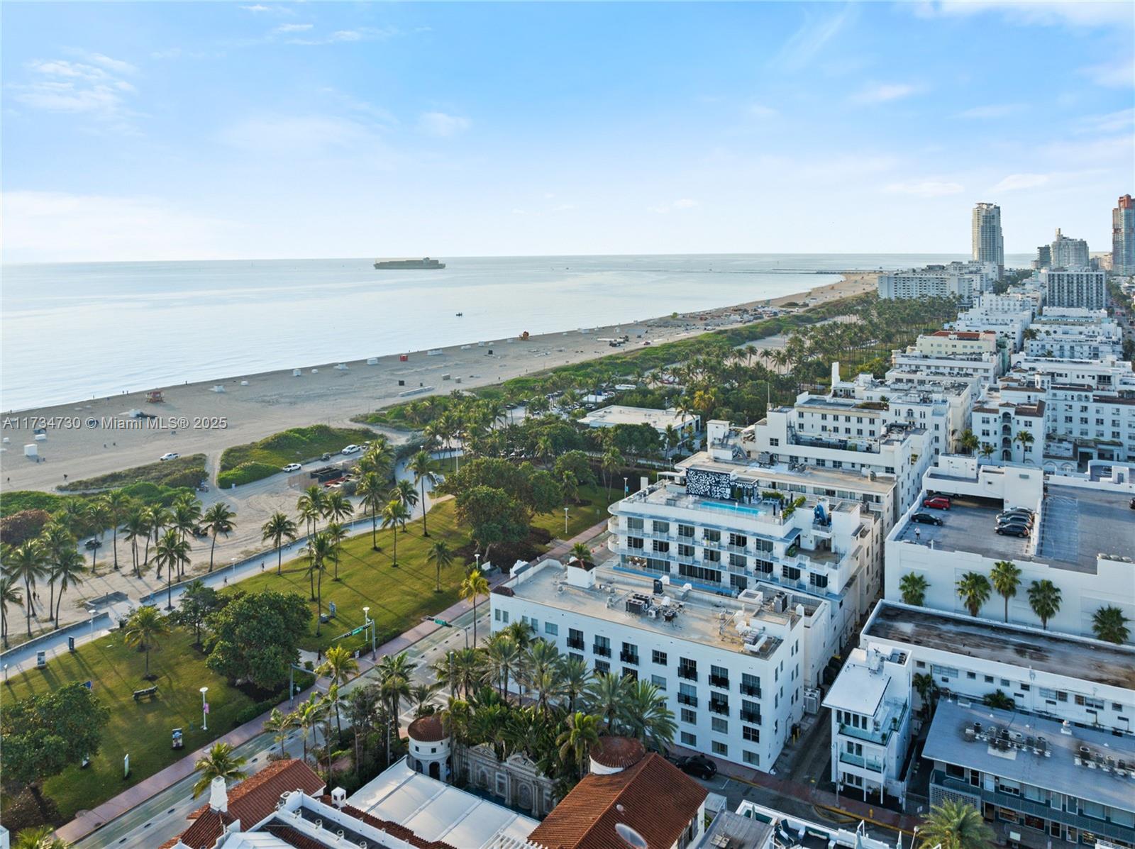 THE STRAND ON OCEAN DRIVE - Residential