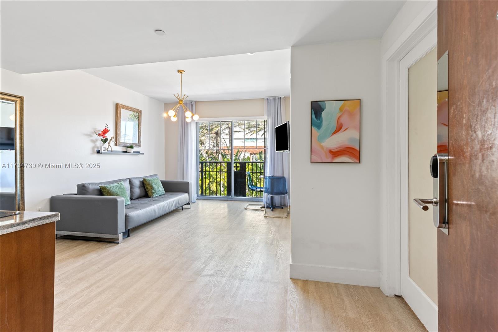 THE STRAND ON OCEAN DRIVE - Residential