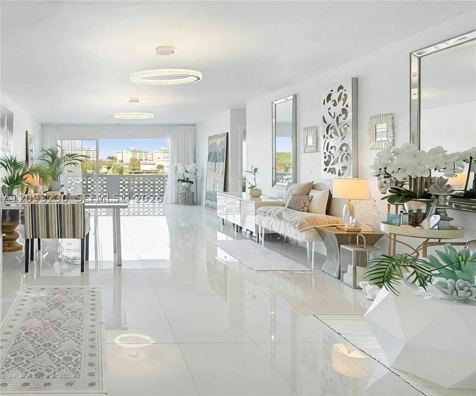13105 Ixora Ct