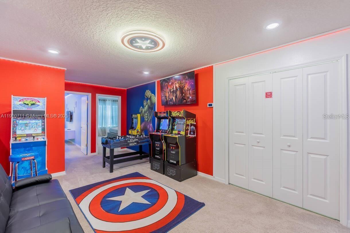 windsor island - Residential