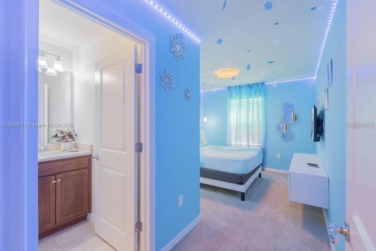 windsor island - Residential