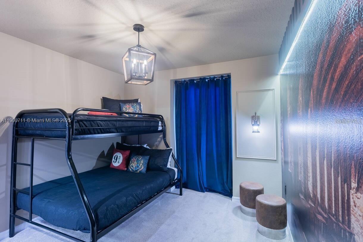 windsor island - Residential