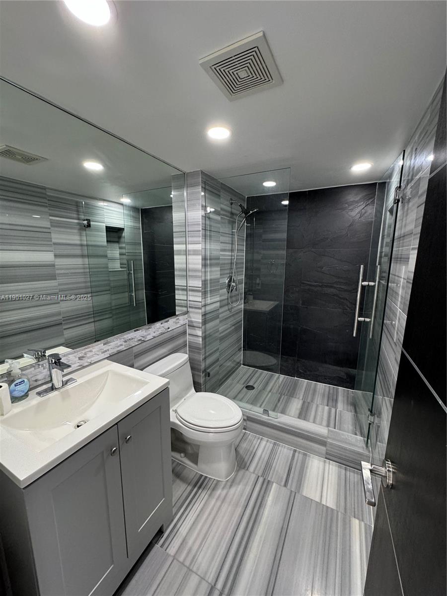 WATERVIEW CONDO - Residential Lease