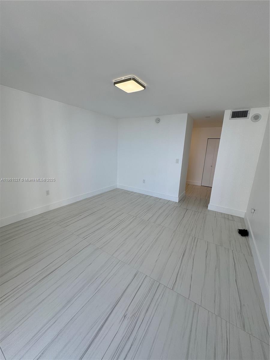 WATERVIEW CONDO - Residential Lease