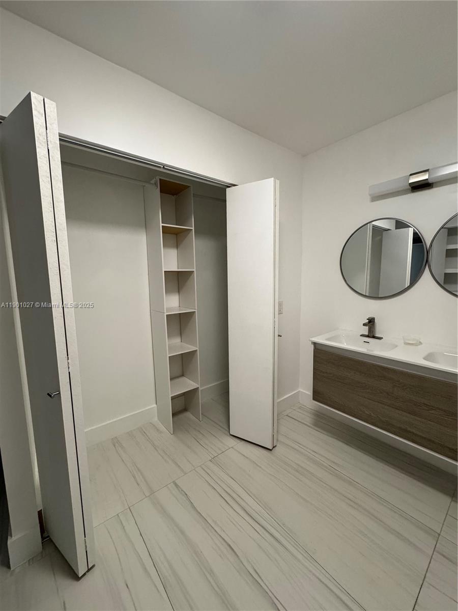 WATERVIEW CONDO - Residential Lease