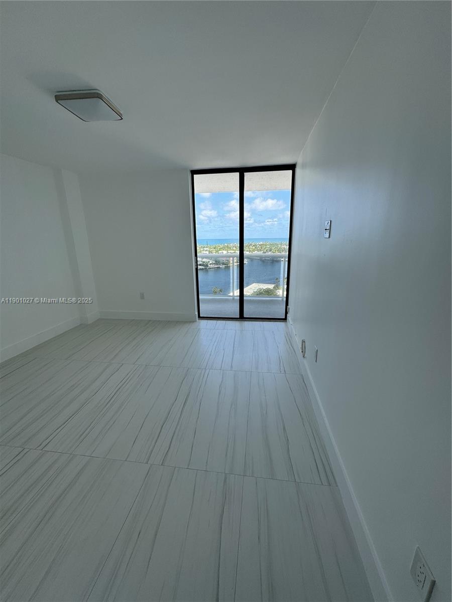 WATERVIEW CONDO - Residential Lease