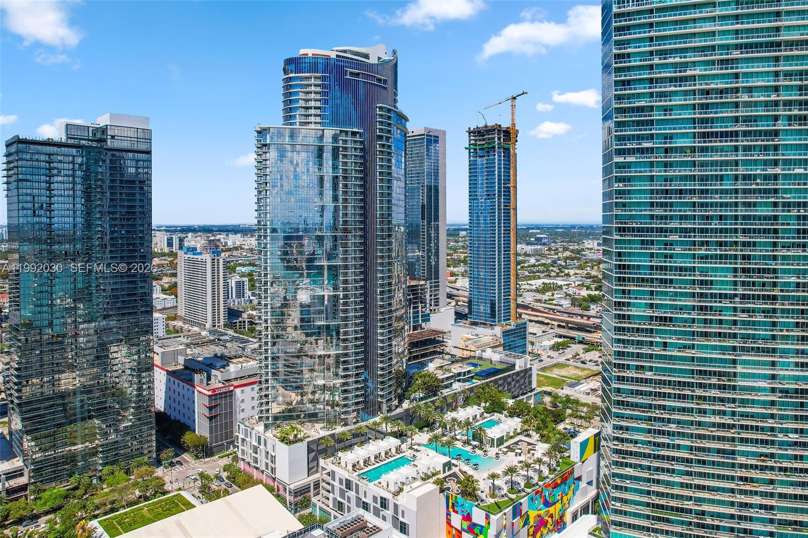 PARAMOUNT MIAMI WORLDCENT - Residential