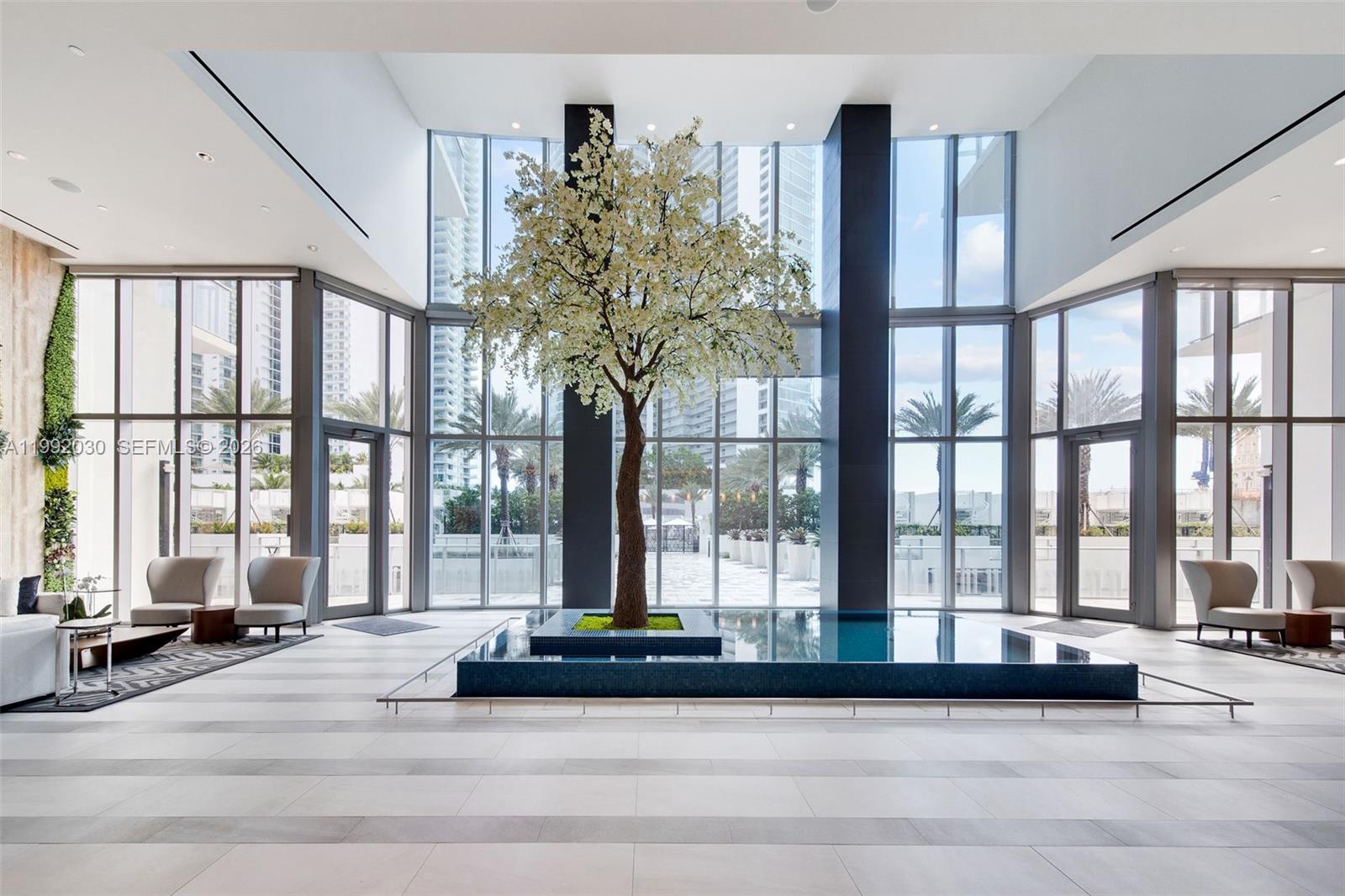 PARAMOUNT MIAMI WORLDCENT - Residential