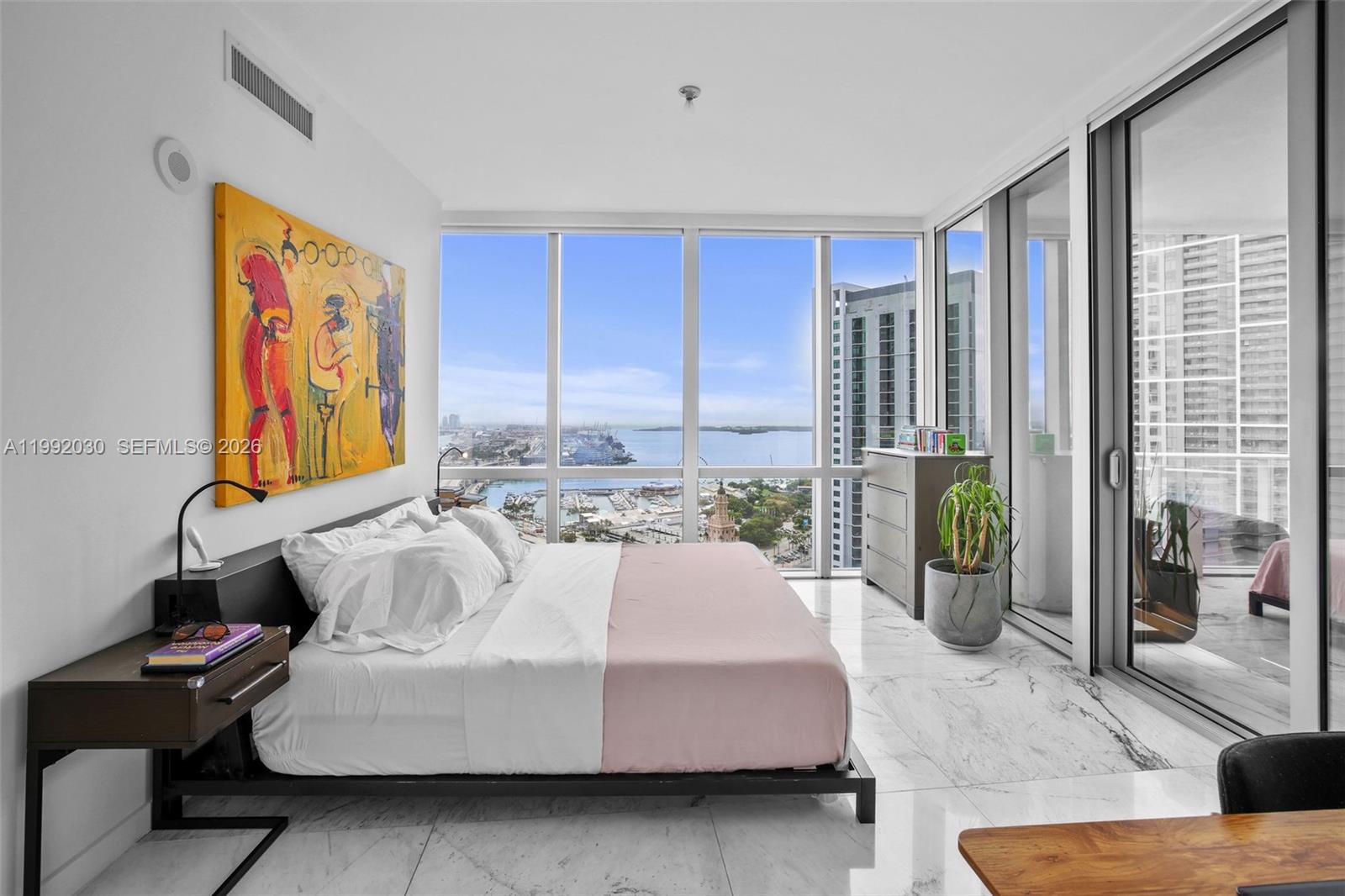 PARAMOUNT MIAMI WORLDCENT - Residential