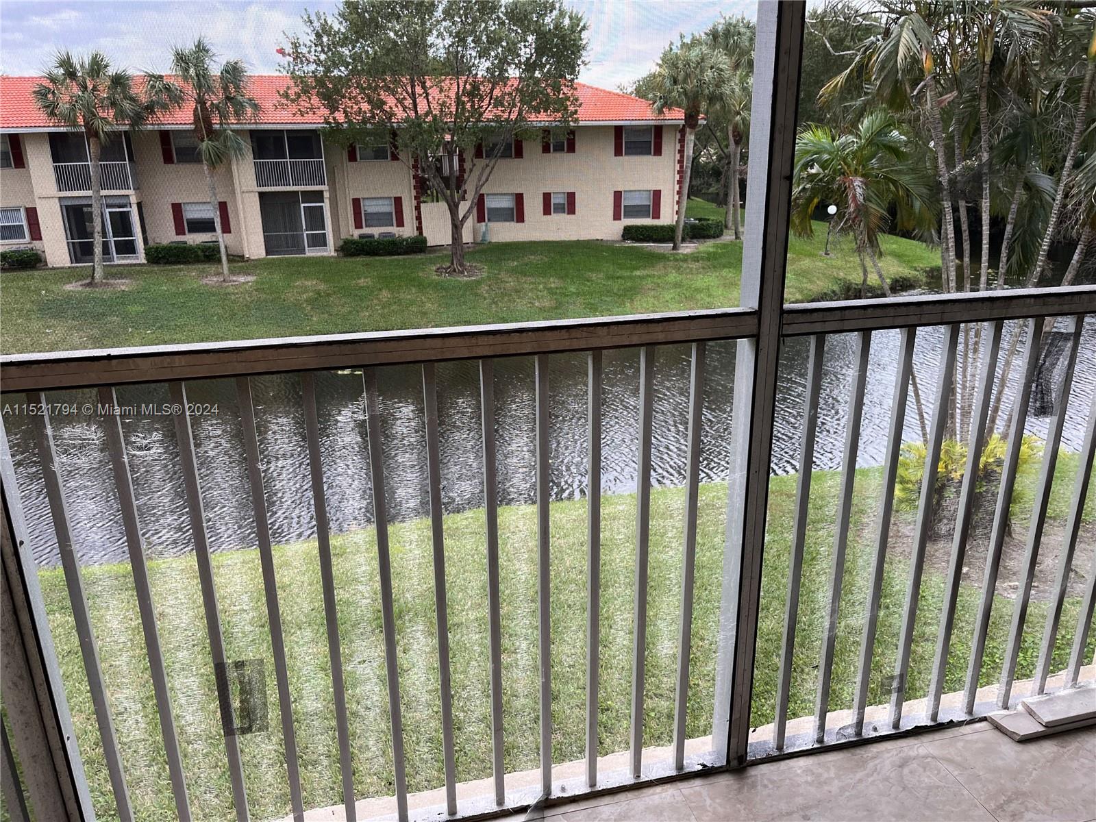 HOLIDAY VILLAGE OF CORAL - Residential Lease