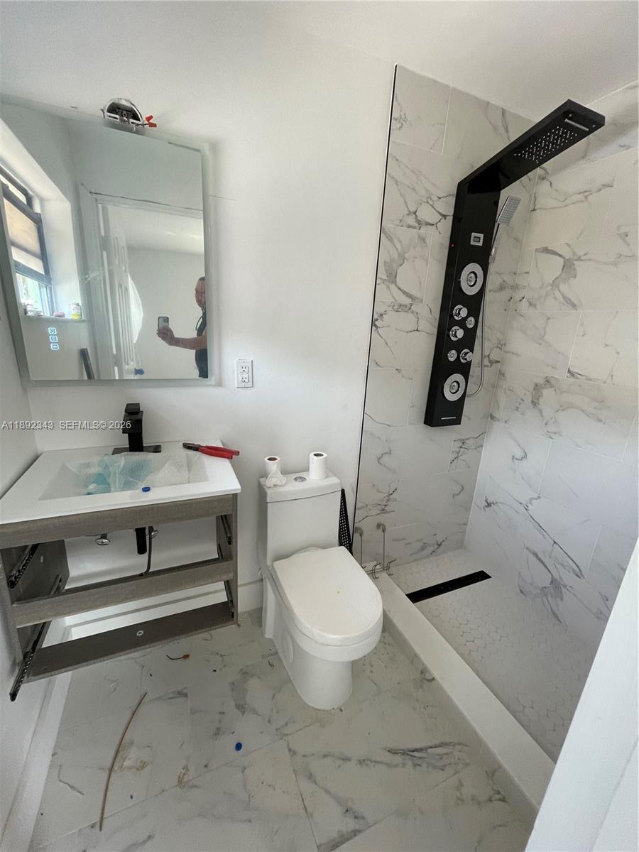 SCHOOL HOUSE SUB - Residential