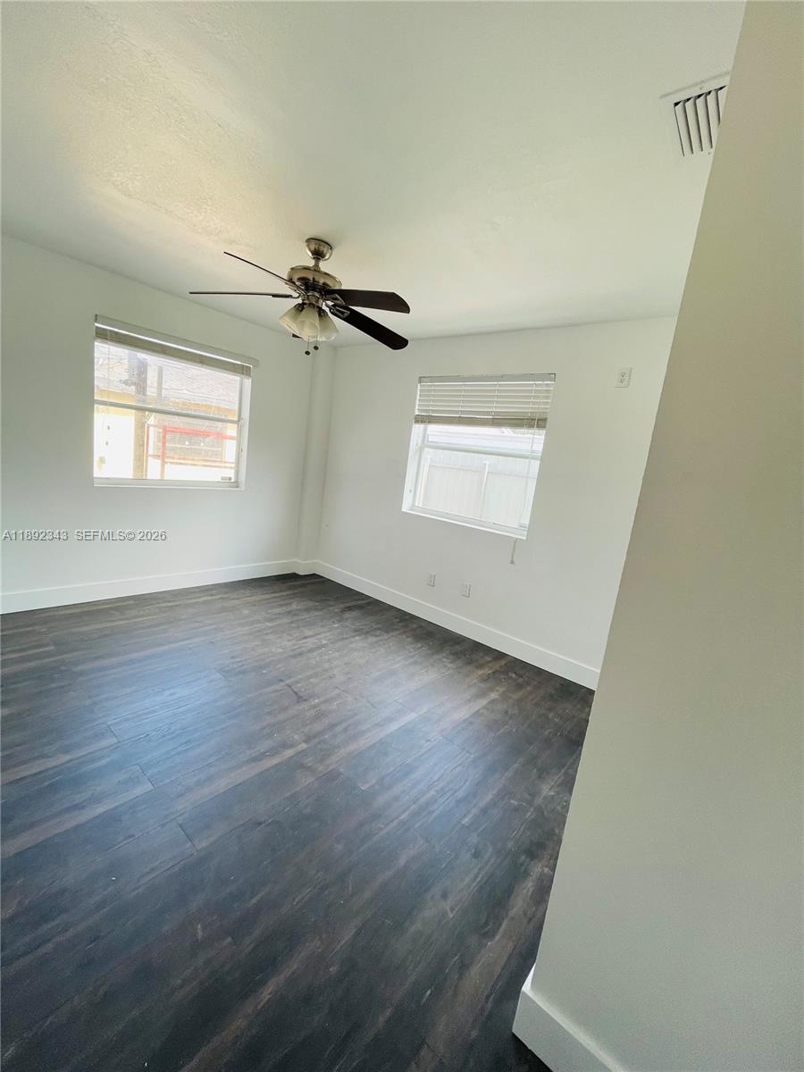 SCHOOL HOUSE SUB - Residential