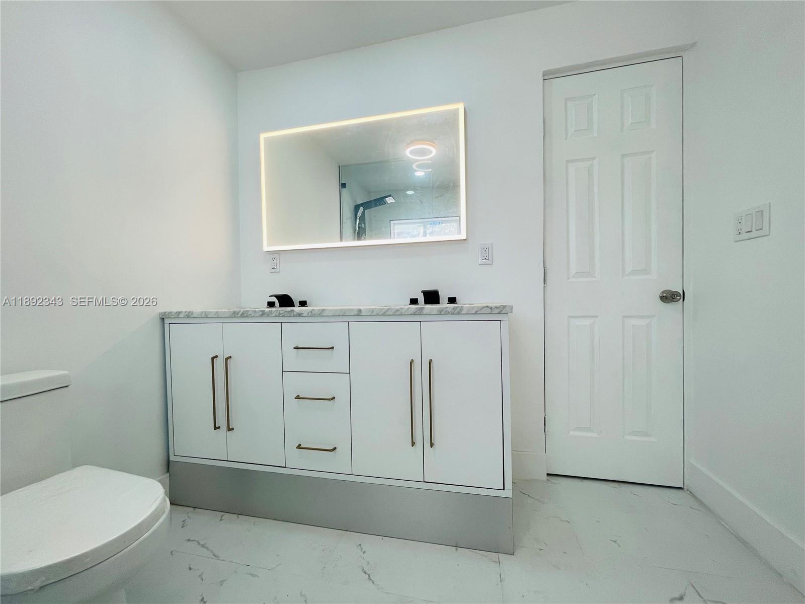 SCHOOL HOUSE SUB - Residential