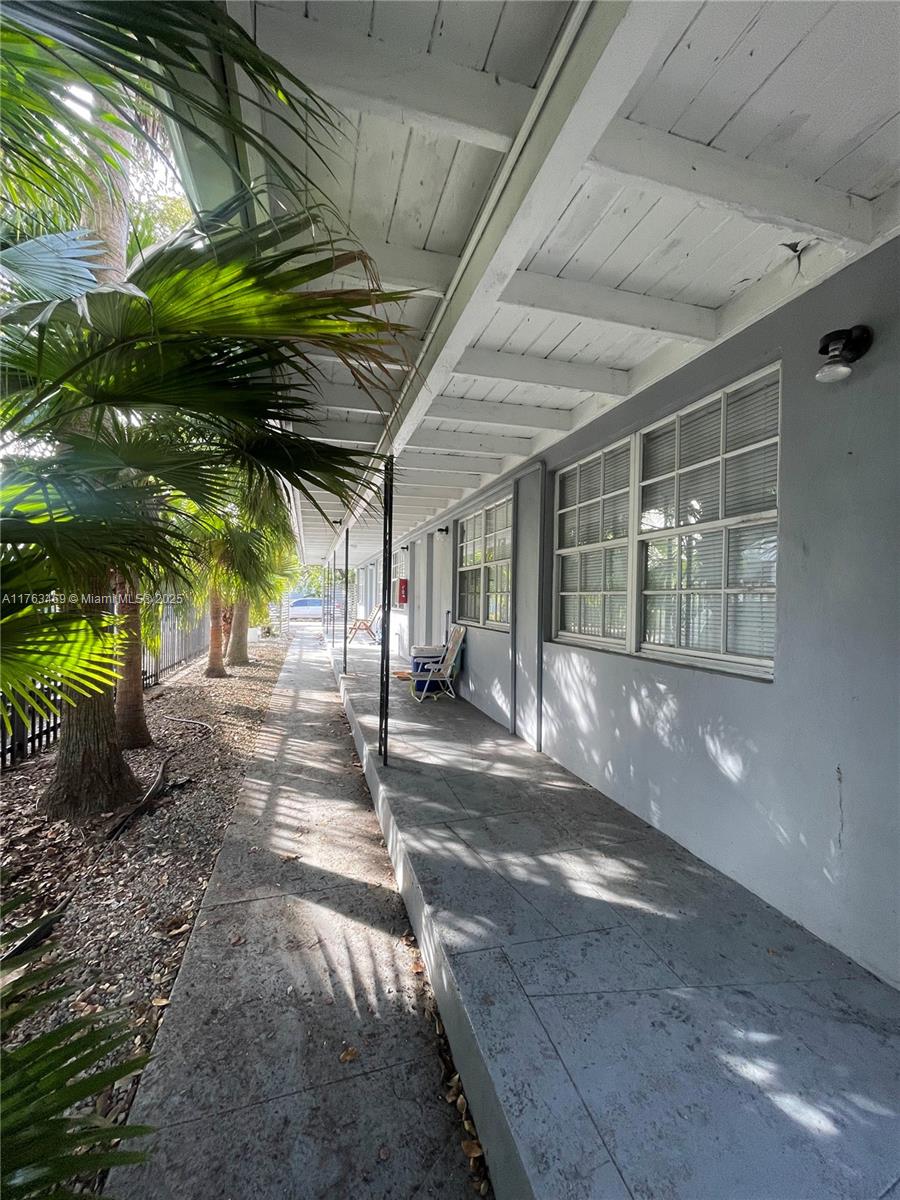 Rental Property at 551 Ne 61st St 5, Miami, Broward County, Florida - Bathrooms: 1  - $1,500 MO.
