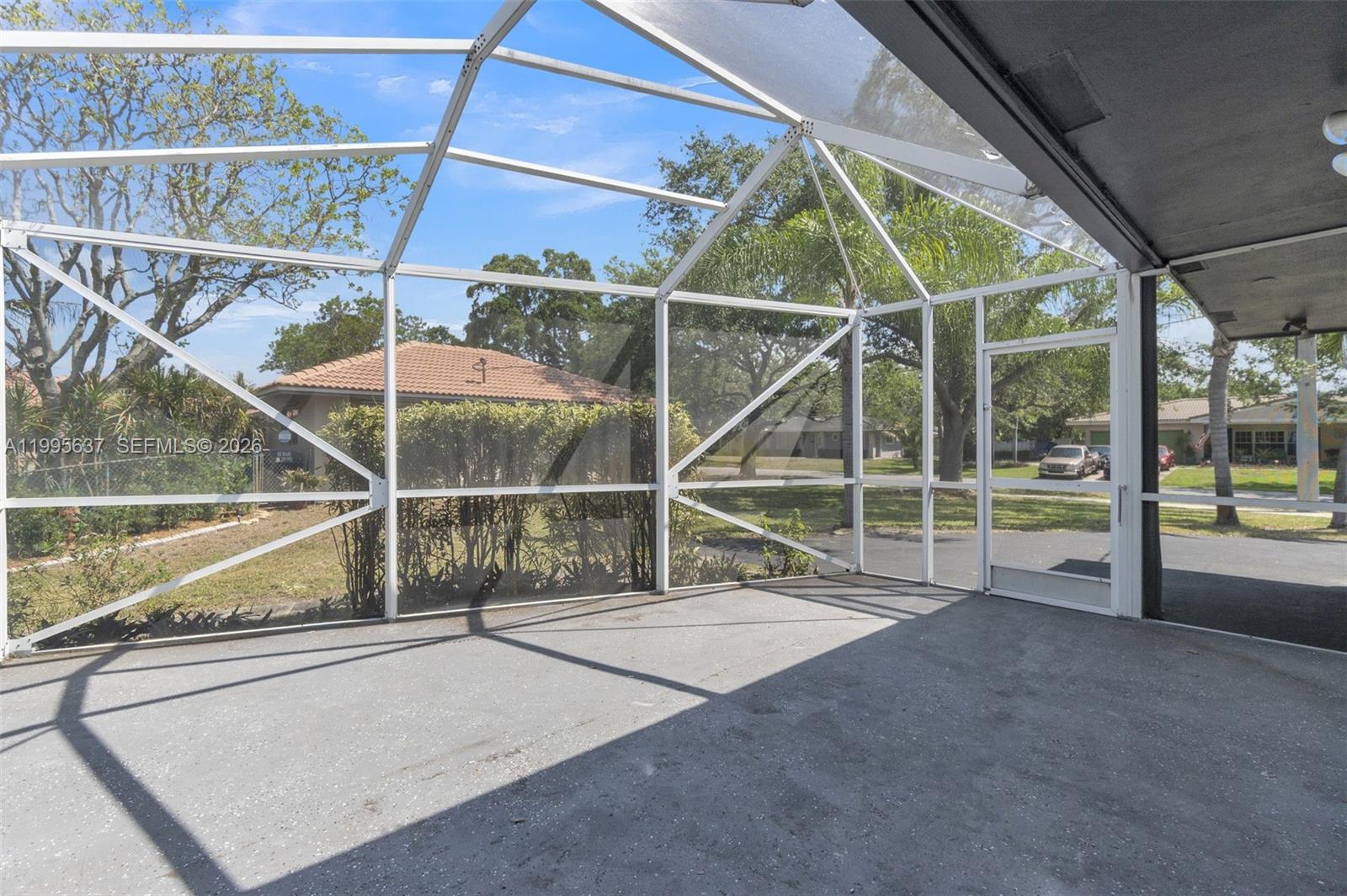 CORAL SPRINGS VILLAGE GRE - Residential Lease