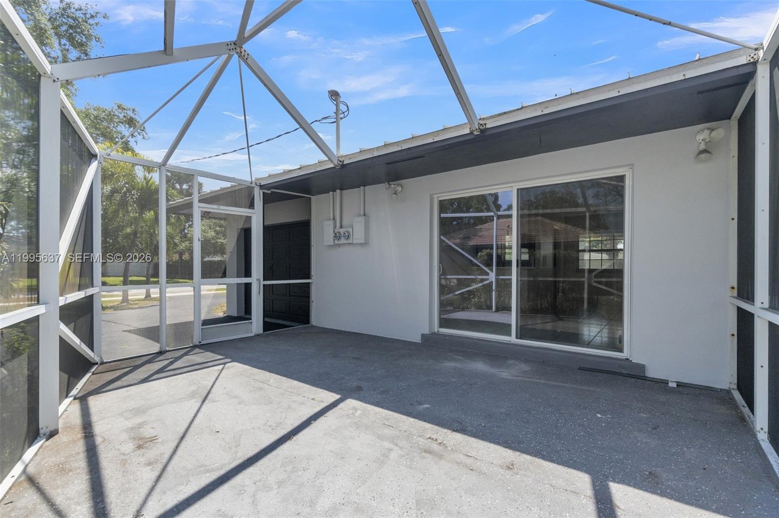 CORAL SPRINGS VILLAGE GRE - Residential Lease