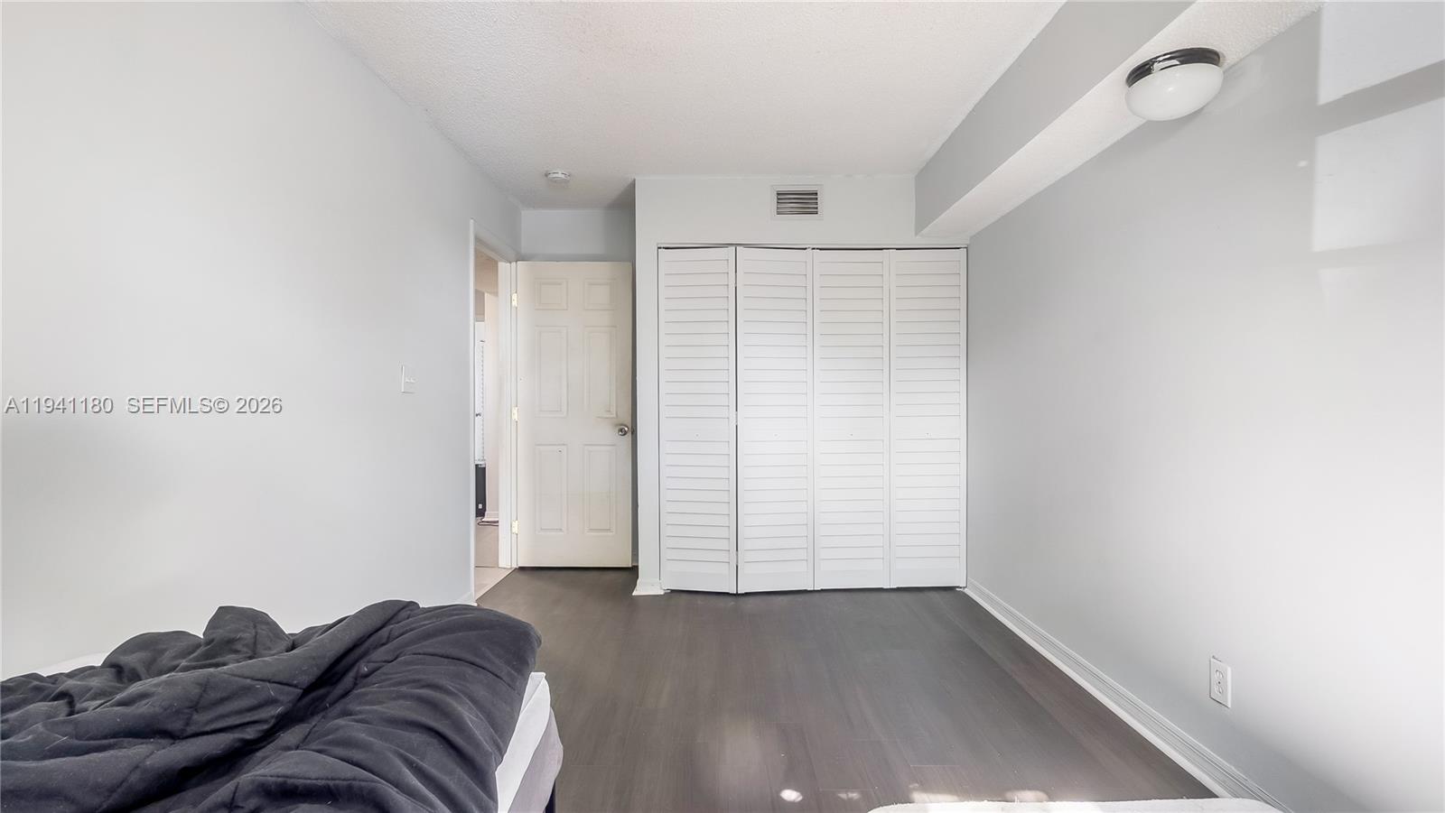 WELLEBY UNIT SEVEN - Residential Lease