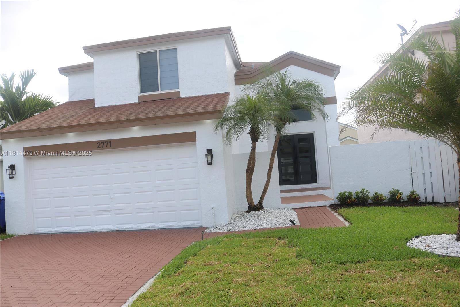 2771 W River Run Cir W Cir, Miramar, Broward County, Florida - 3 Bedrooms  
3 Bathrooms - 