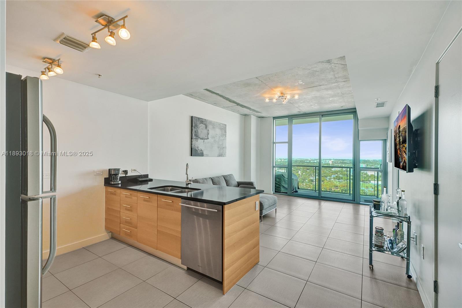 FOUR MIDTOWN MIAMI CONDO - Residential