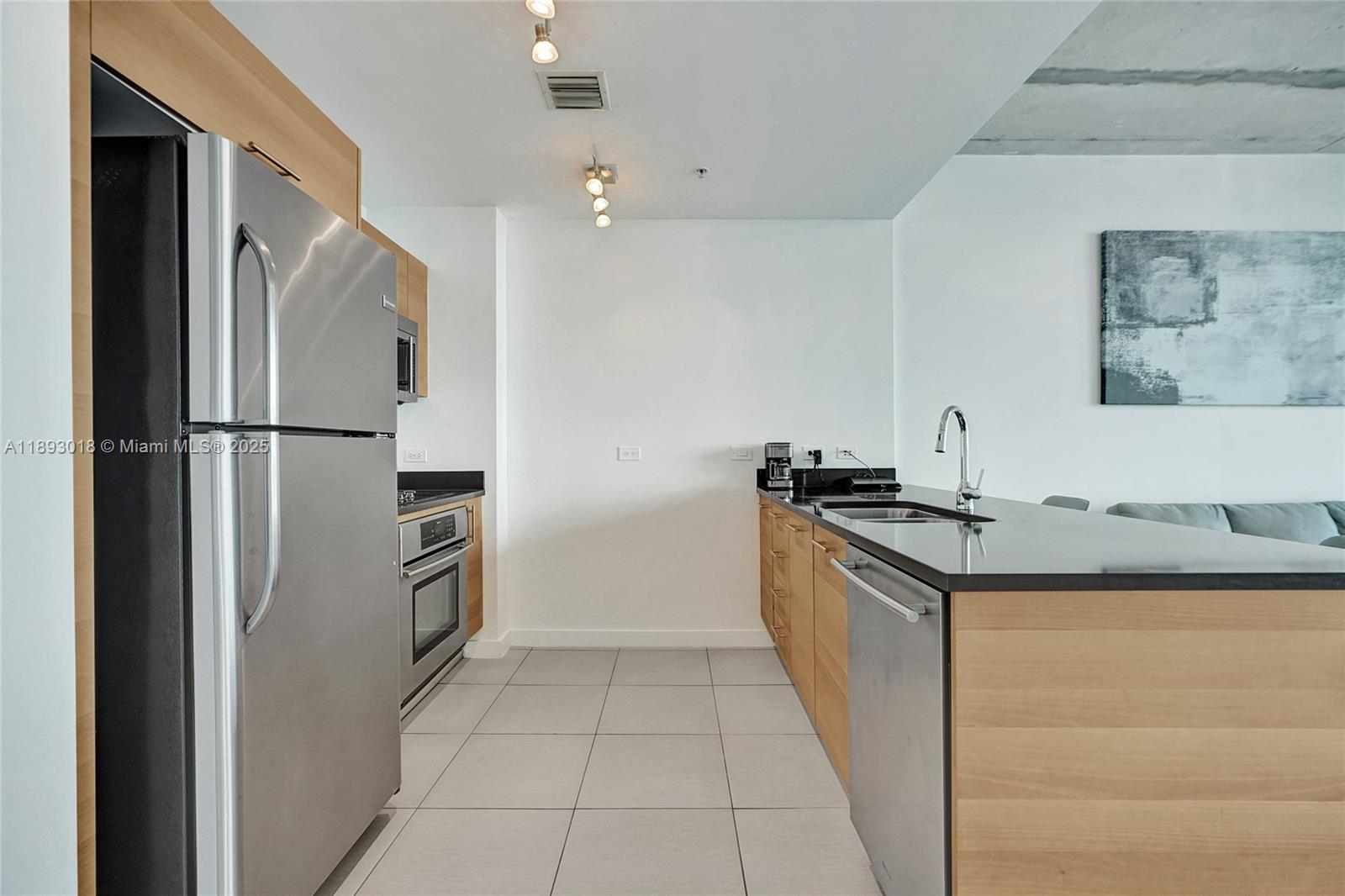 FOUR MIDTOWN MIAMI CONDO - Residential