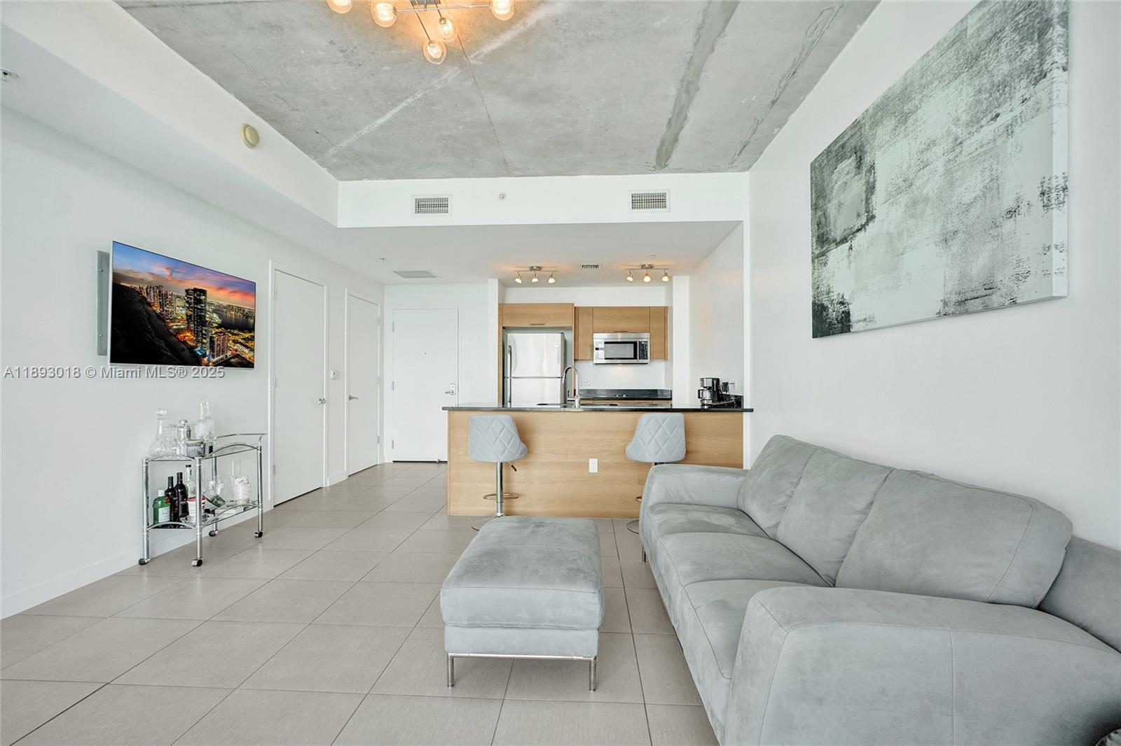 FOUR MIDTOWN MIAMI CONDO - Residential