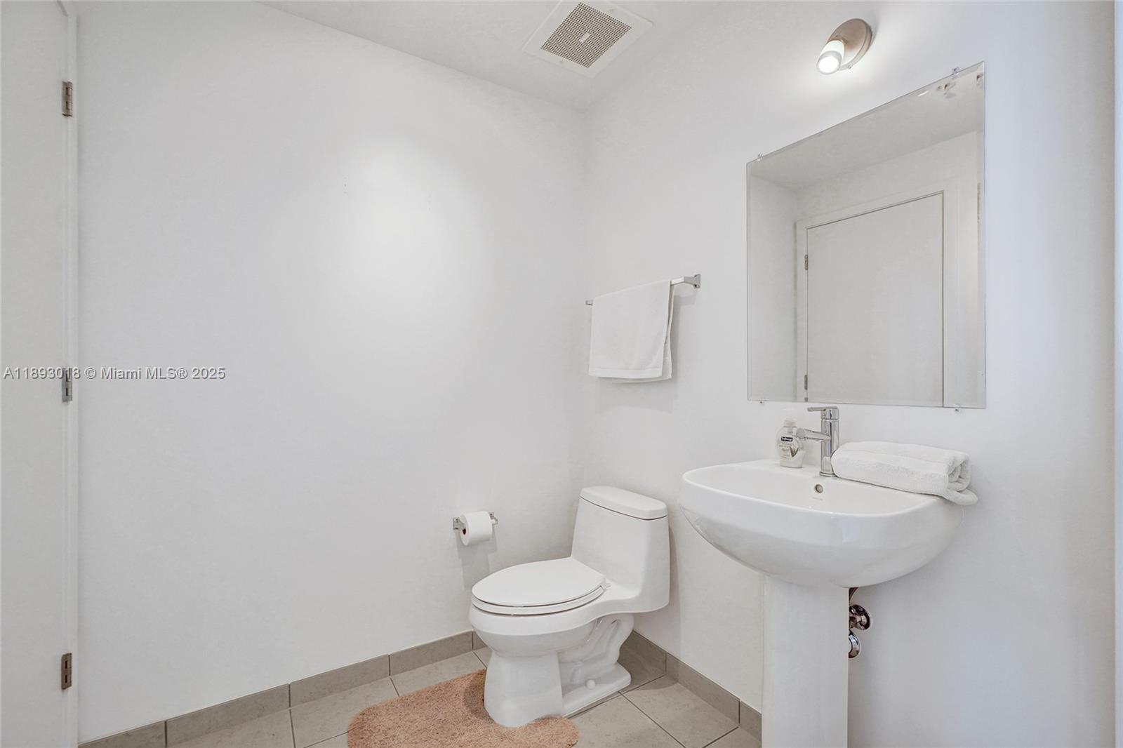 FOUR MIDTOWN MIAMI CONDO - Residential