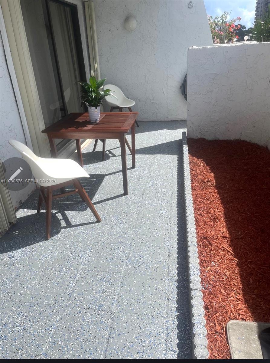 CRICKET CLUBHOUSE CONDO - Residential Lease