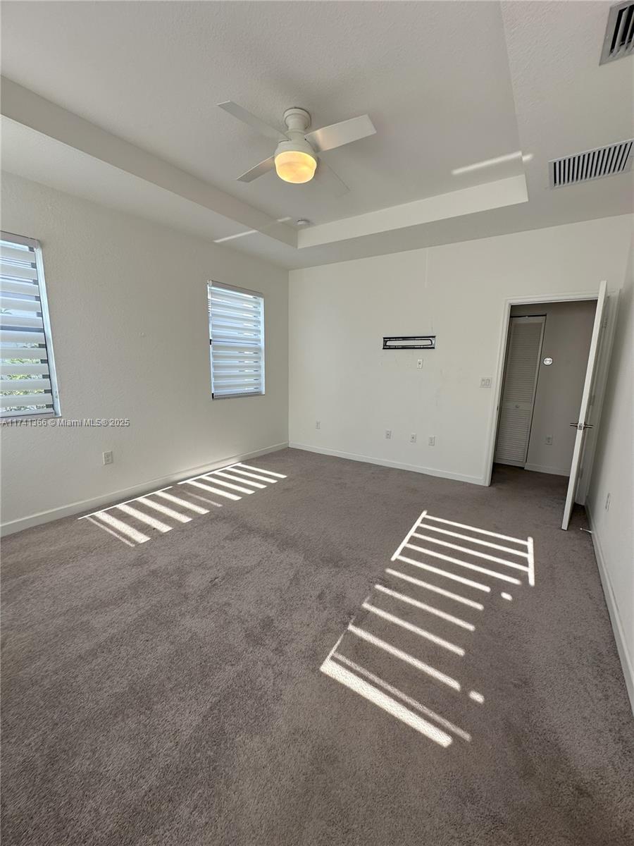 RESERVE AT EDGEWOOD - Residential Lease