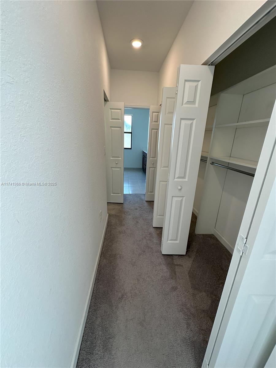 RESERVE AT EDGEWOOD - Residential Lease