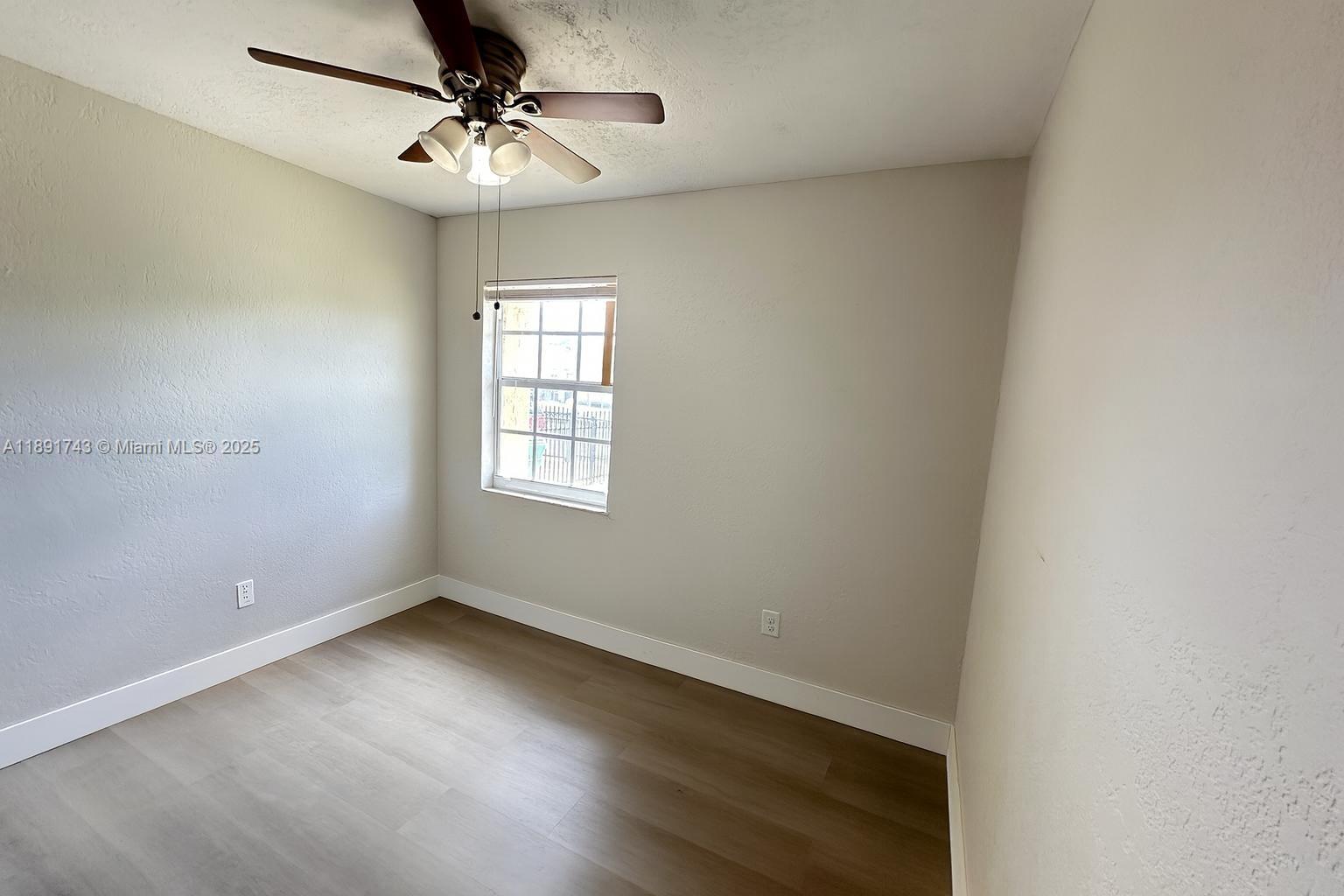HILLS HOMES SUB - Residential Lease