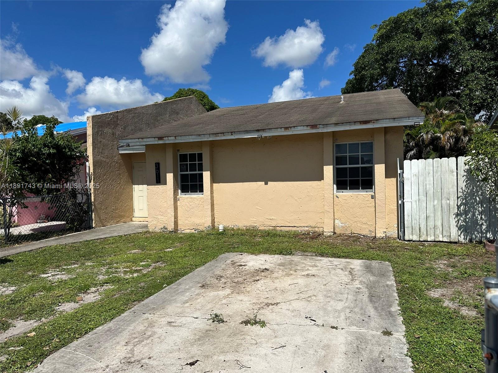 HILLS HOMES SUB - Residential Lease