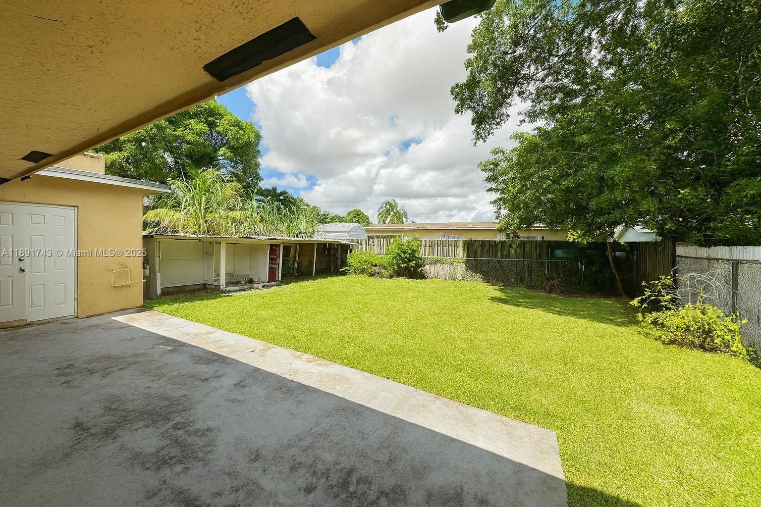 HILLS HOMES SUB - Residential Lease