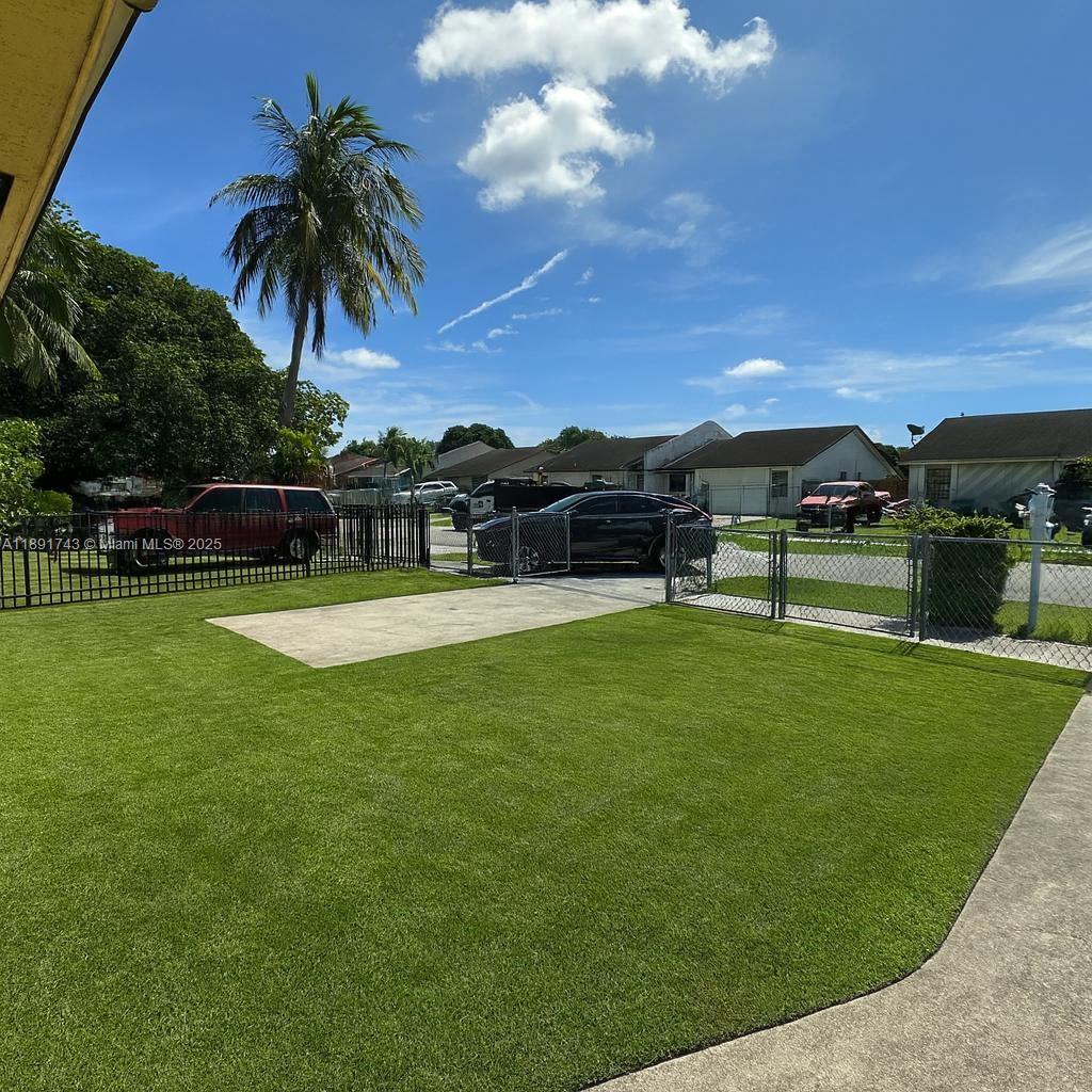 HILLS HOMES SUB - Residential Lease