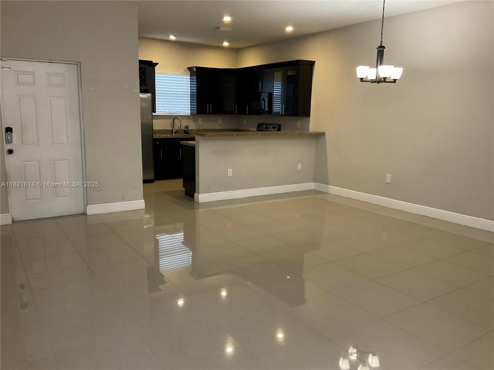 Floranada Center - Residential Lease