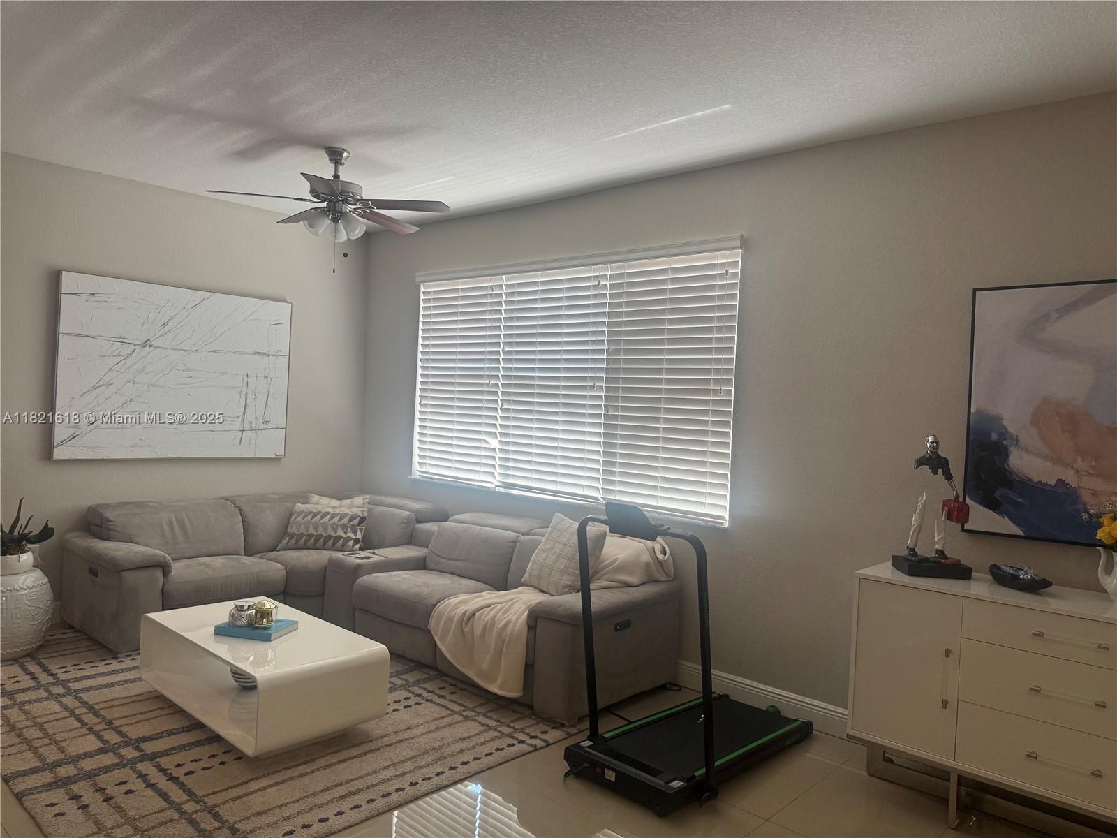 Floranada Center - Residential Lease