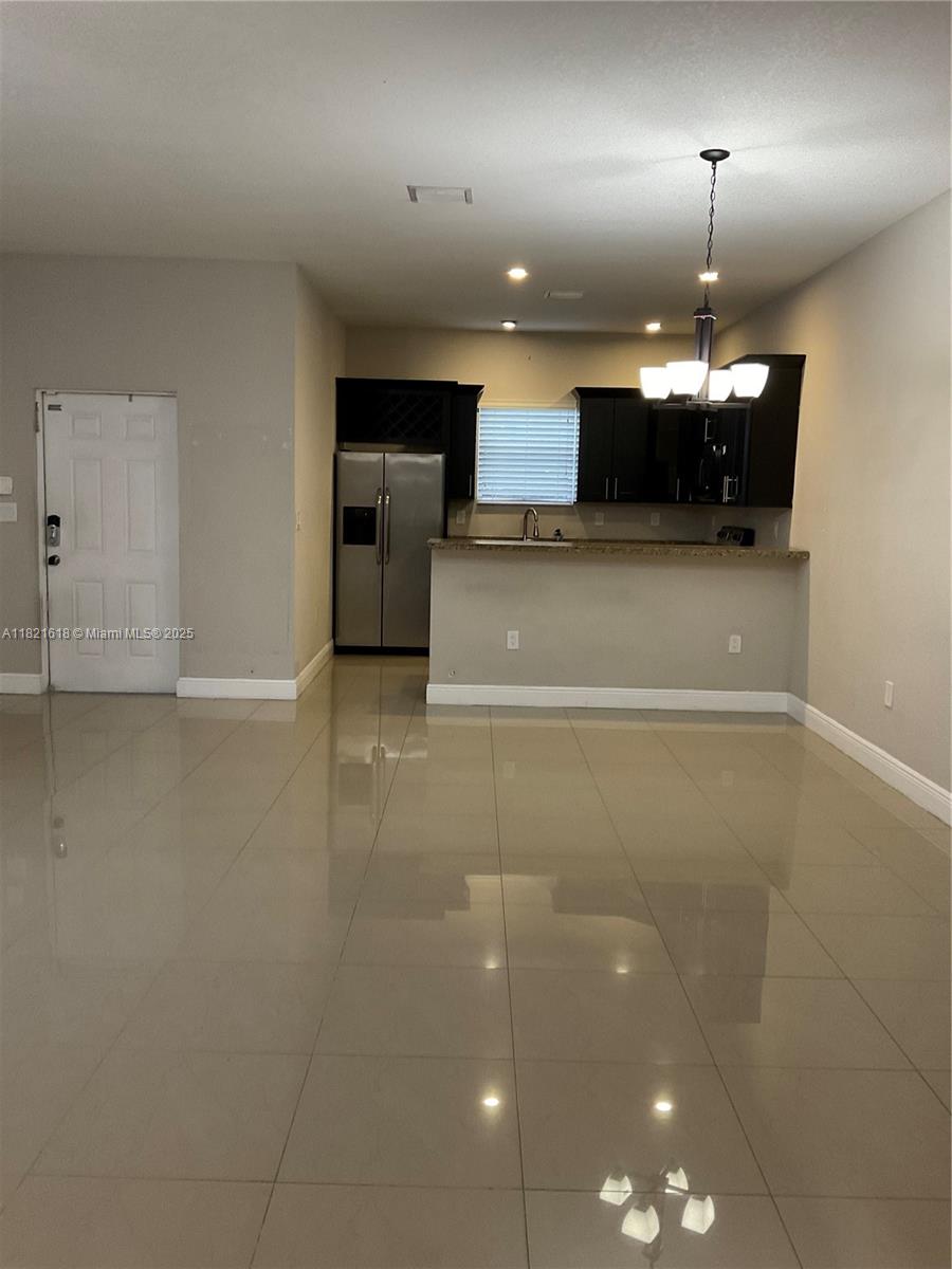 Floranada Center - Residential Lease