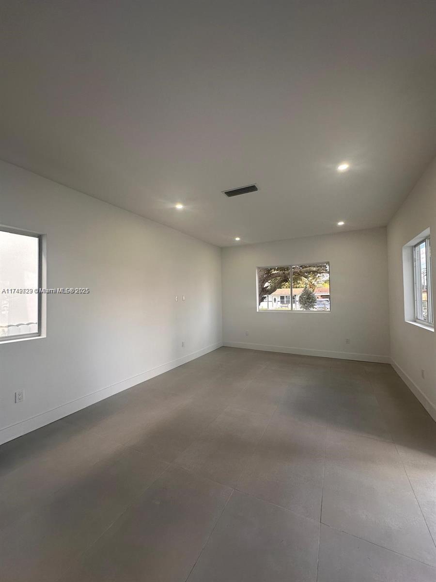 538 NW 17th Ave