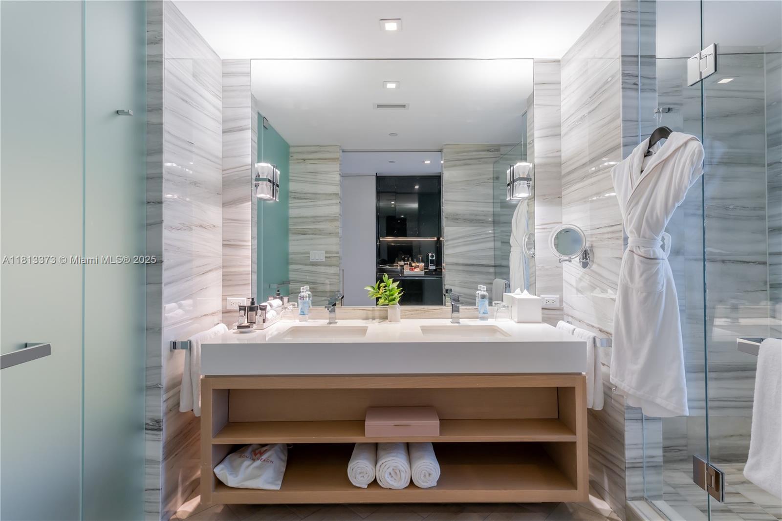 2201 COLLINS AVE CONDO - Residential