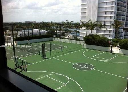 2201 COLLINS AVE CONDO - Residential