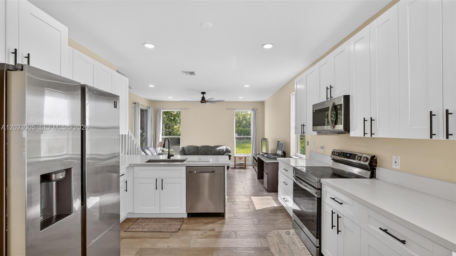 SILVER LAKES PHASE III - Residential