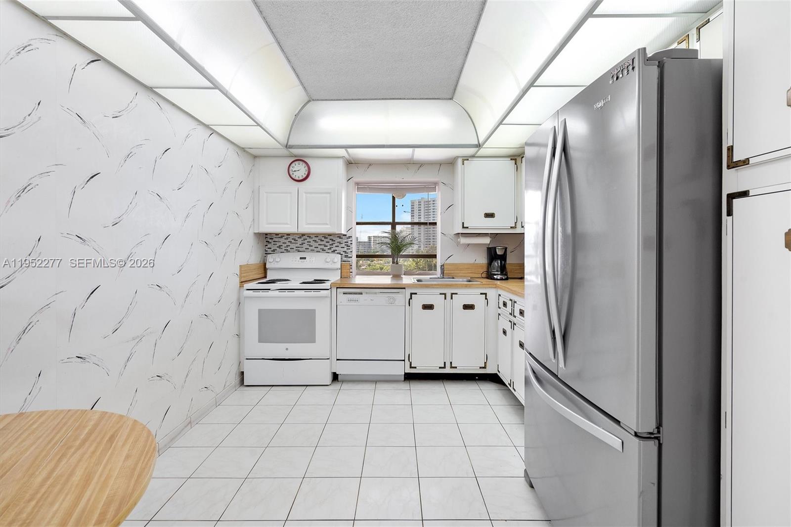 TOWERS OF OCEANVIEW SOUTH - Residential