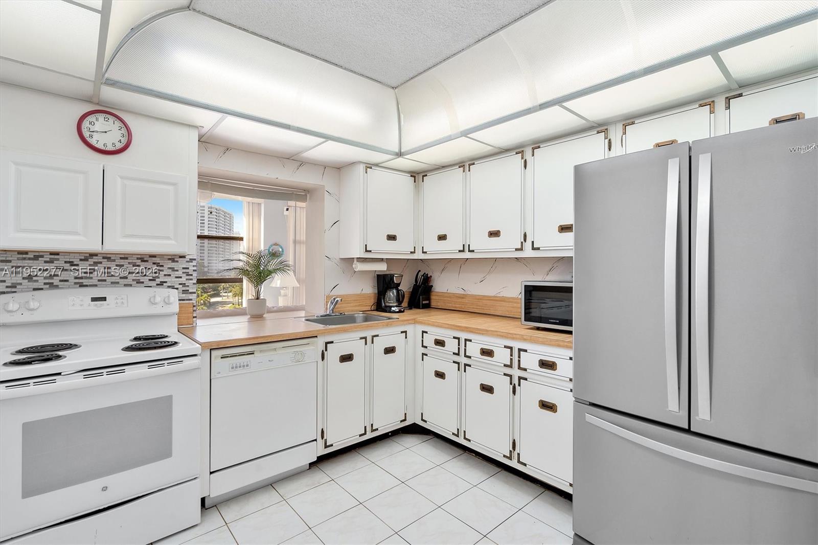 TOWERS OF OCEANVIEW SOUTH - Residential