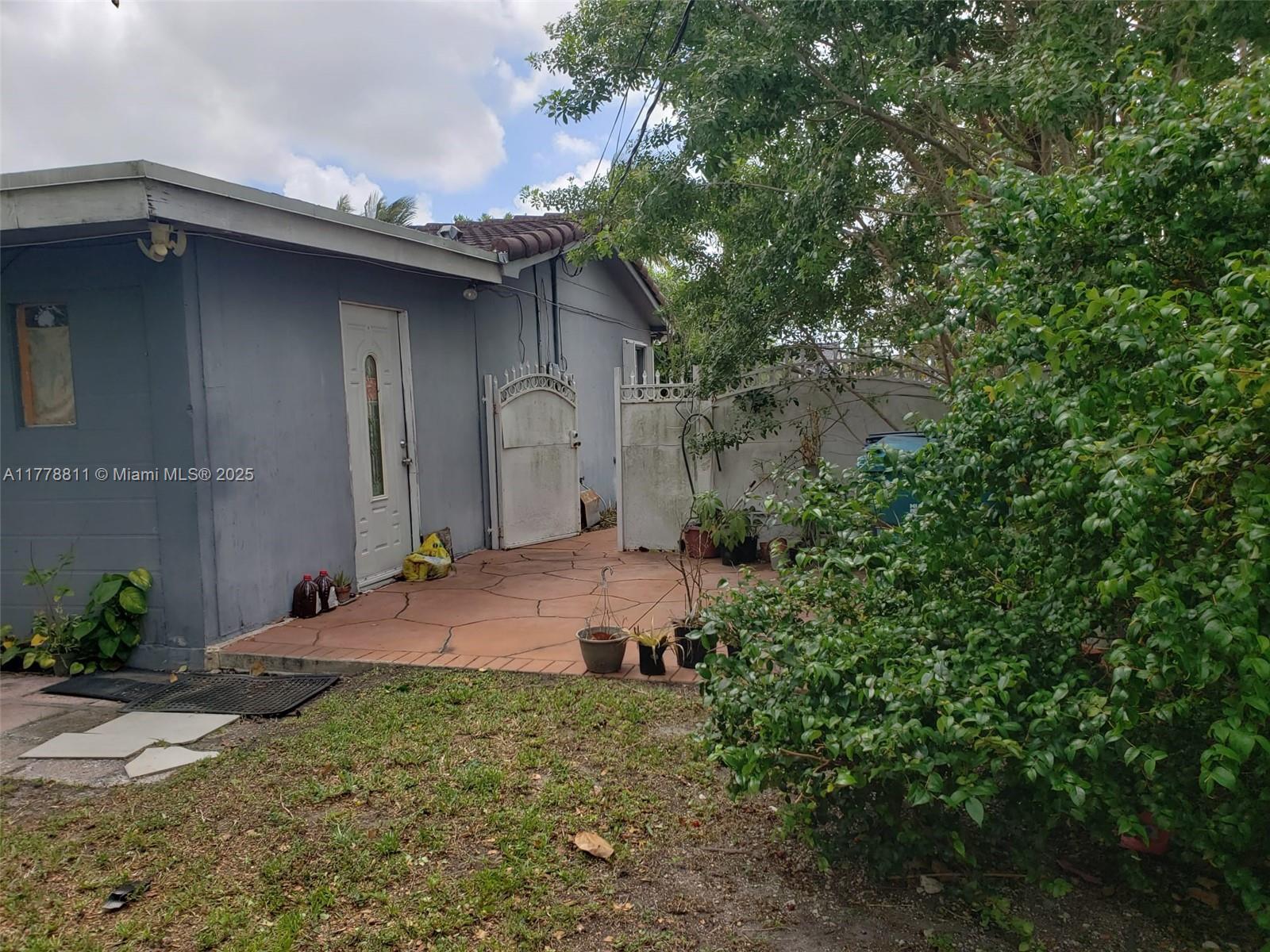 CORAL PK EST SEC 6 - Residential
