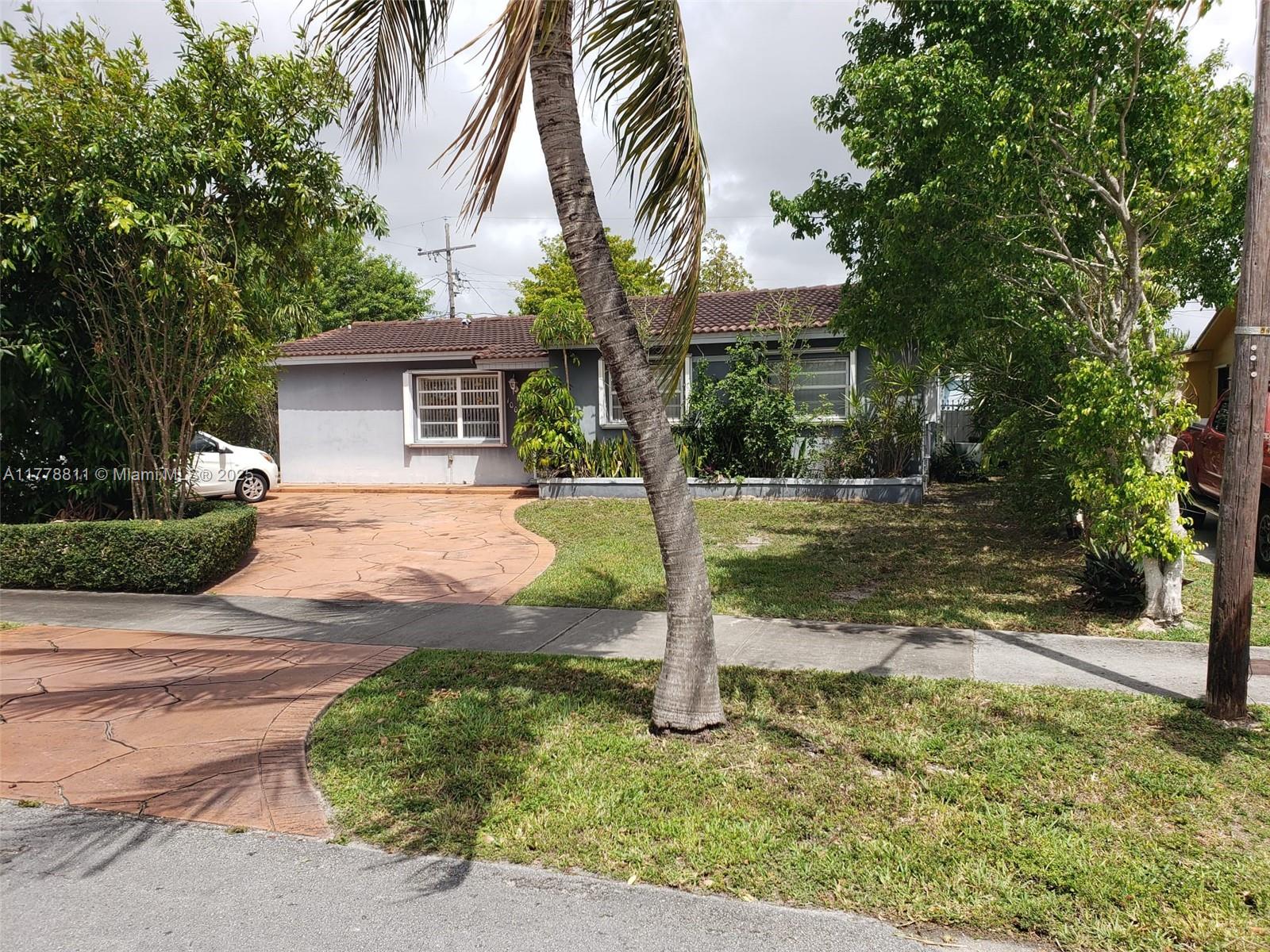CORAL PK EST SEC 6 - Residential