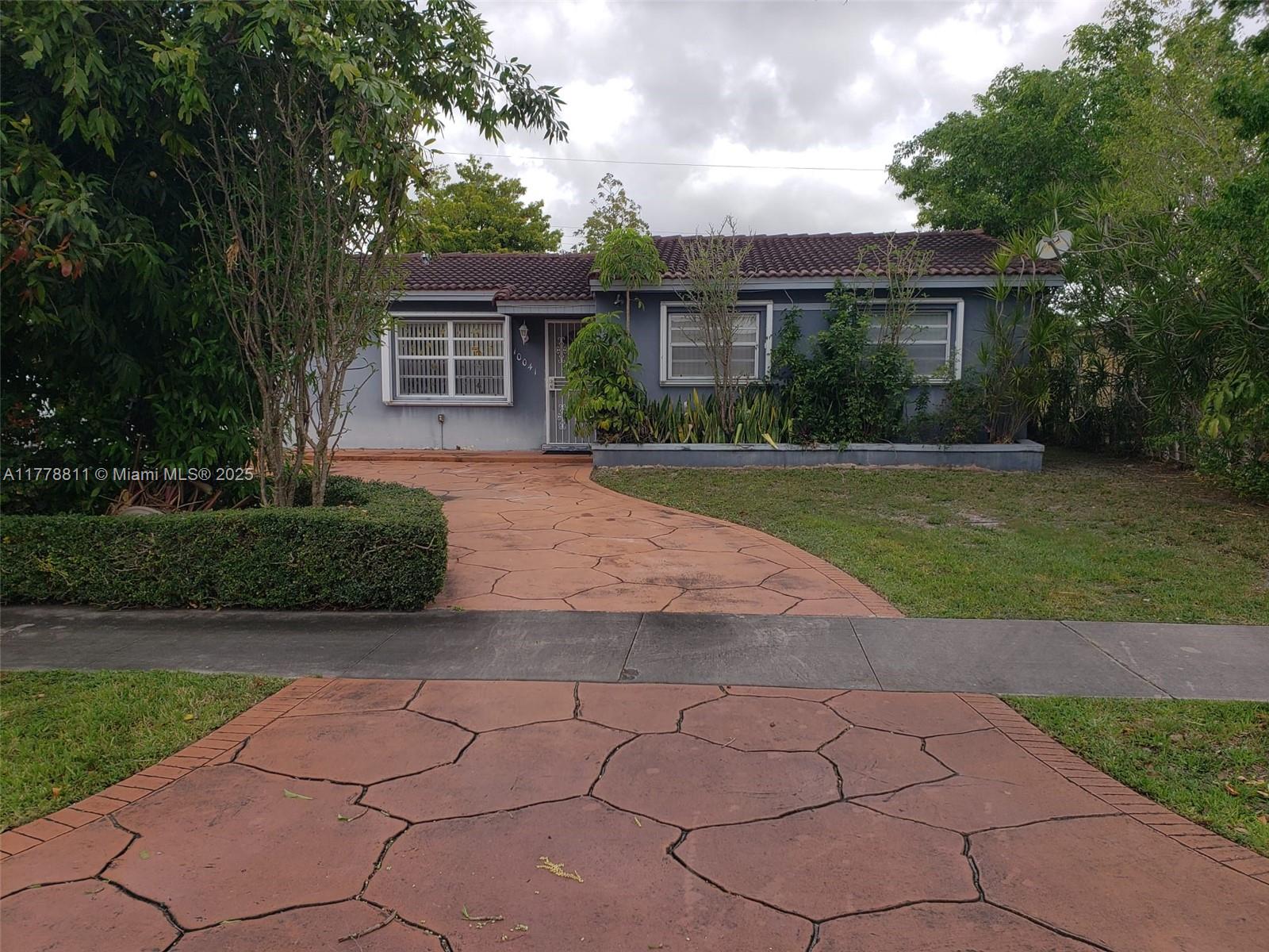 CORAL PK EST SEC 6 - Residential