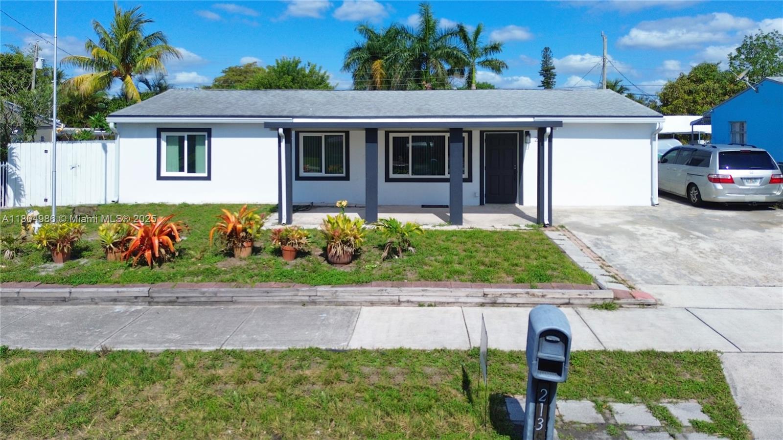 2135 Sw 46th Ter, Fort Lauderdale, Broward County, Florida - 3 Bedrooms  
2 Bathrooms - 