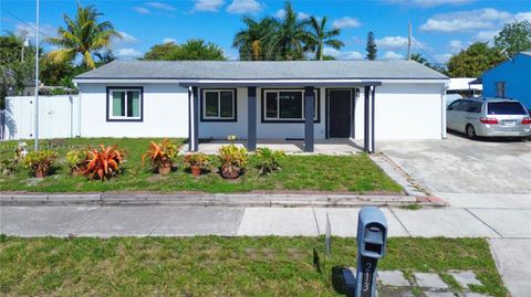 2135 SW 46th Ter Fort Lauderdale FL 33317