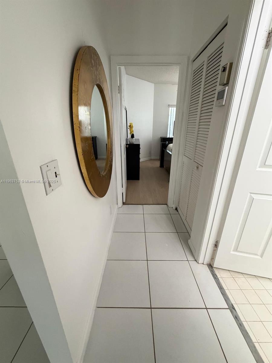 BRIARWOOD AT INDIAN SPRIN - Residential Lease